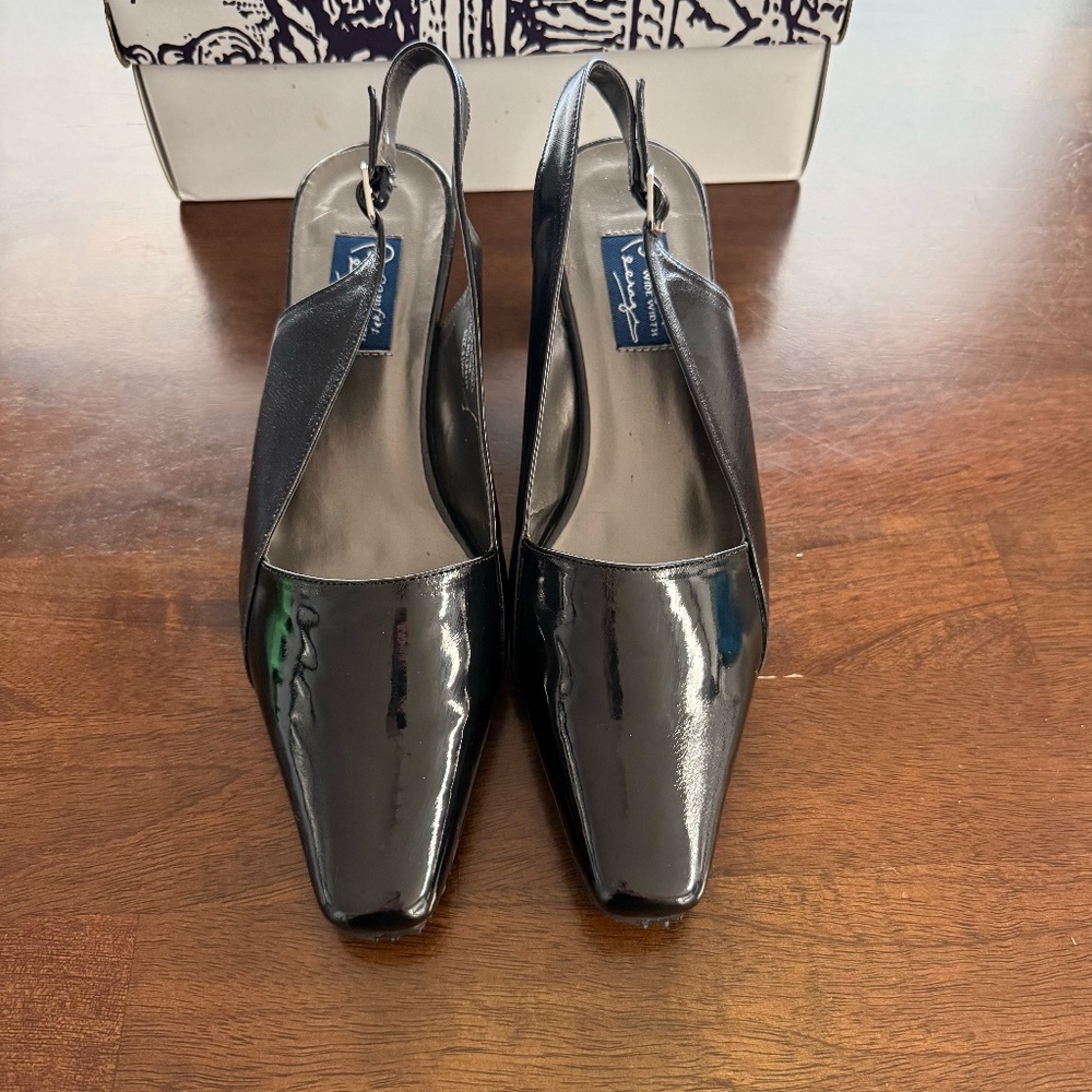 Peerage Comfort Wide Width Black size 9.5 WW